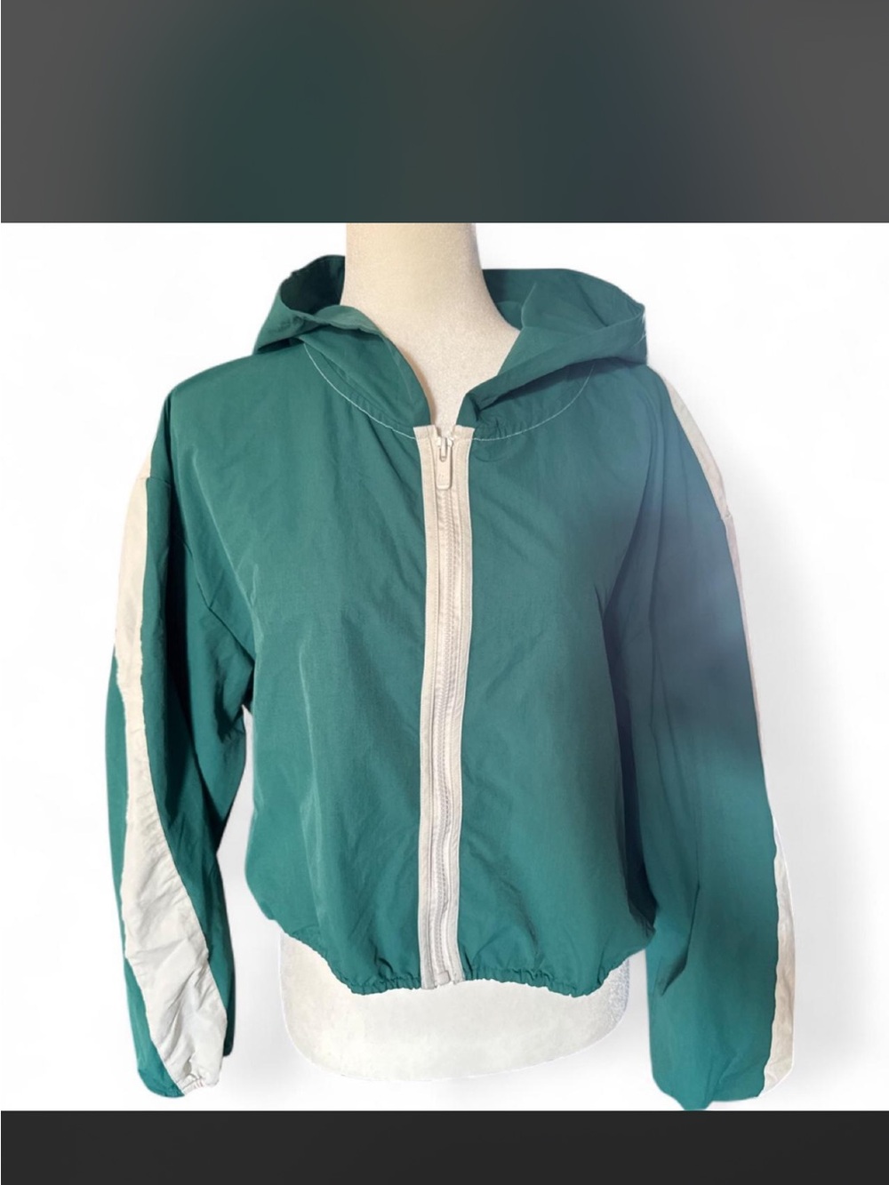 Prince Women’s Cropped Hooded Windbreaker Jacket